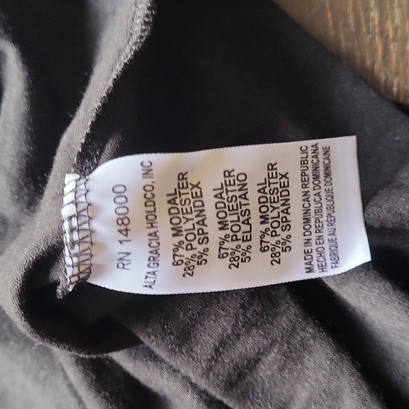 Alta Gracia Apparel Wayne State Shirt - Picture 10 of 11